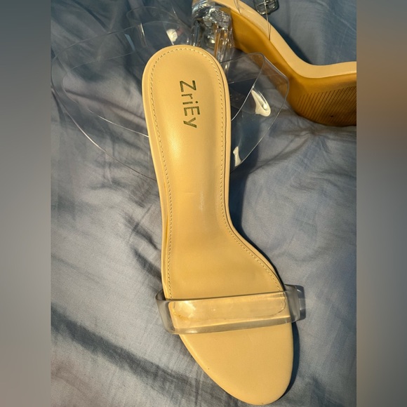 ZriEy Women's Clear Heels Chunky Block Mid High Heeled Sandals size 7. - Picture 2 of 7